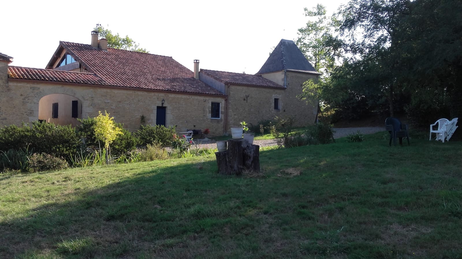 facade-cote-sellerie