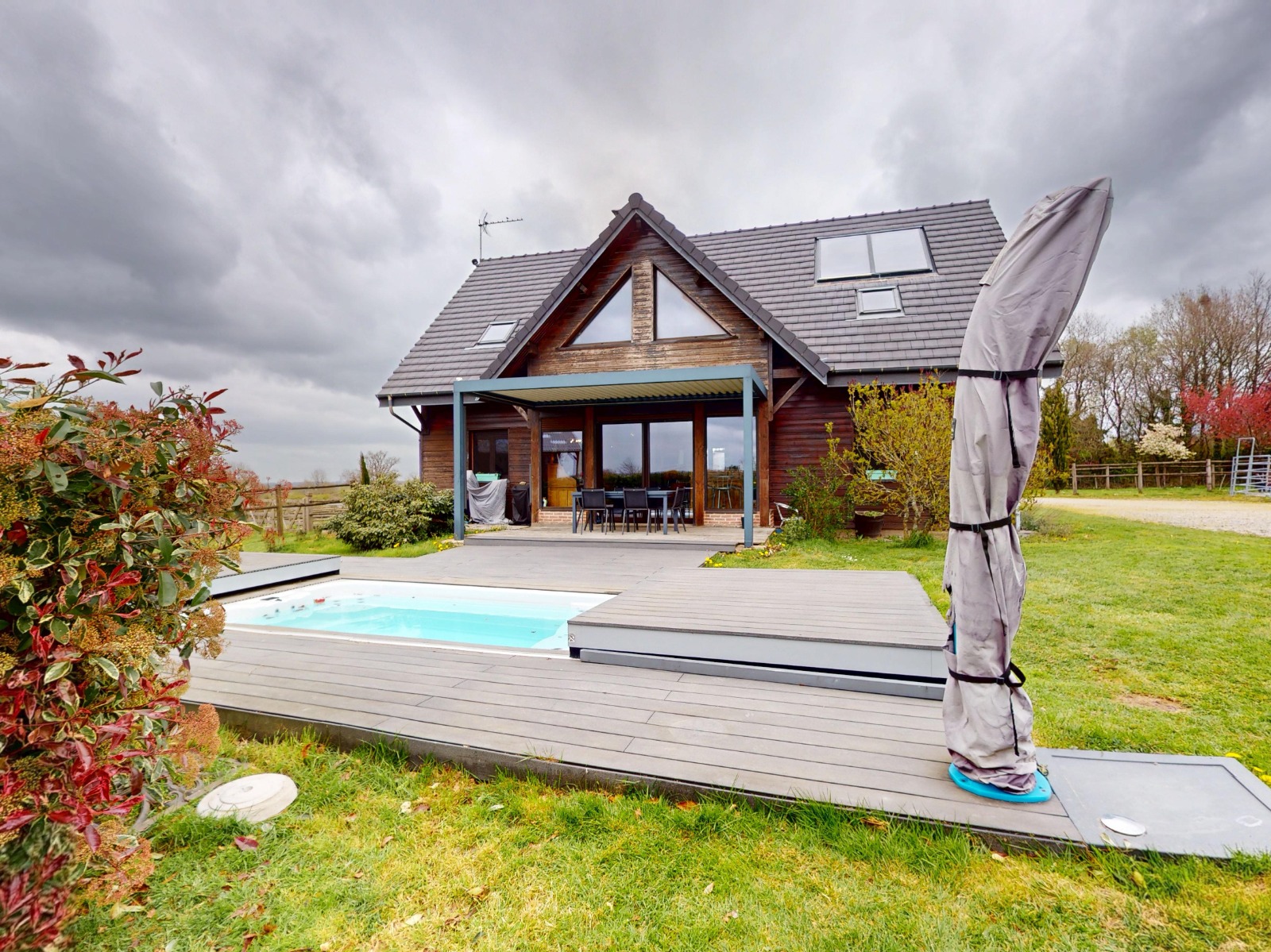 whatsapp-image-2026-04-23-at-16.08.41-18